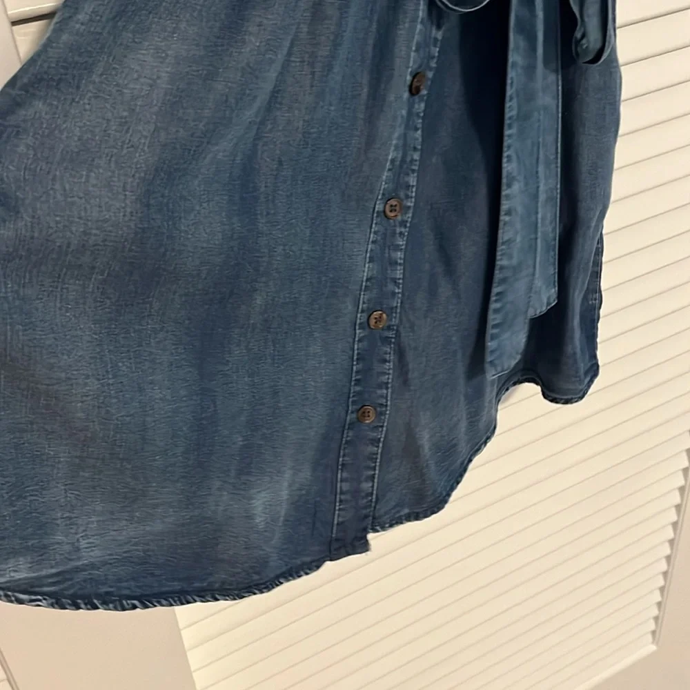 Denim dress with tie belt - Picture 4 of 5